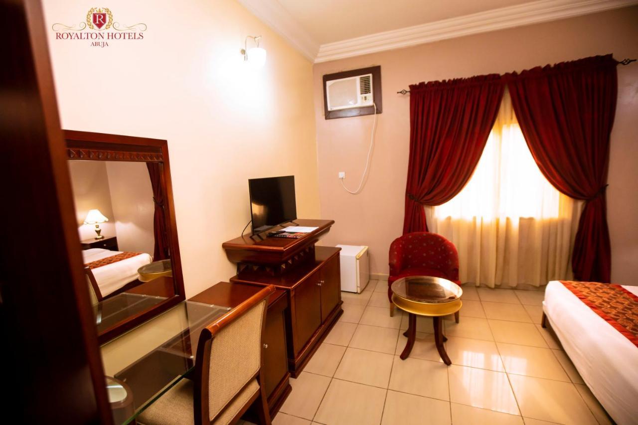 Royalton Hotels Abuja Esterno foto