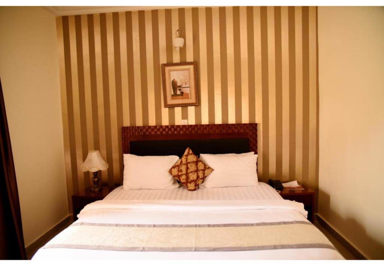 Royalton Hotels Abuja Esterno foto
