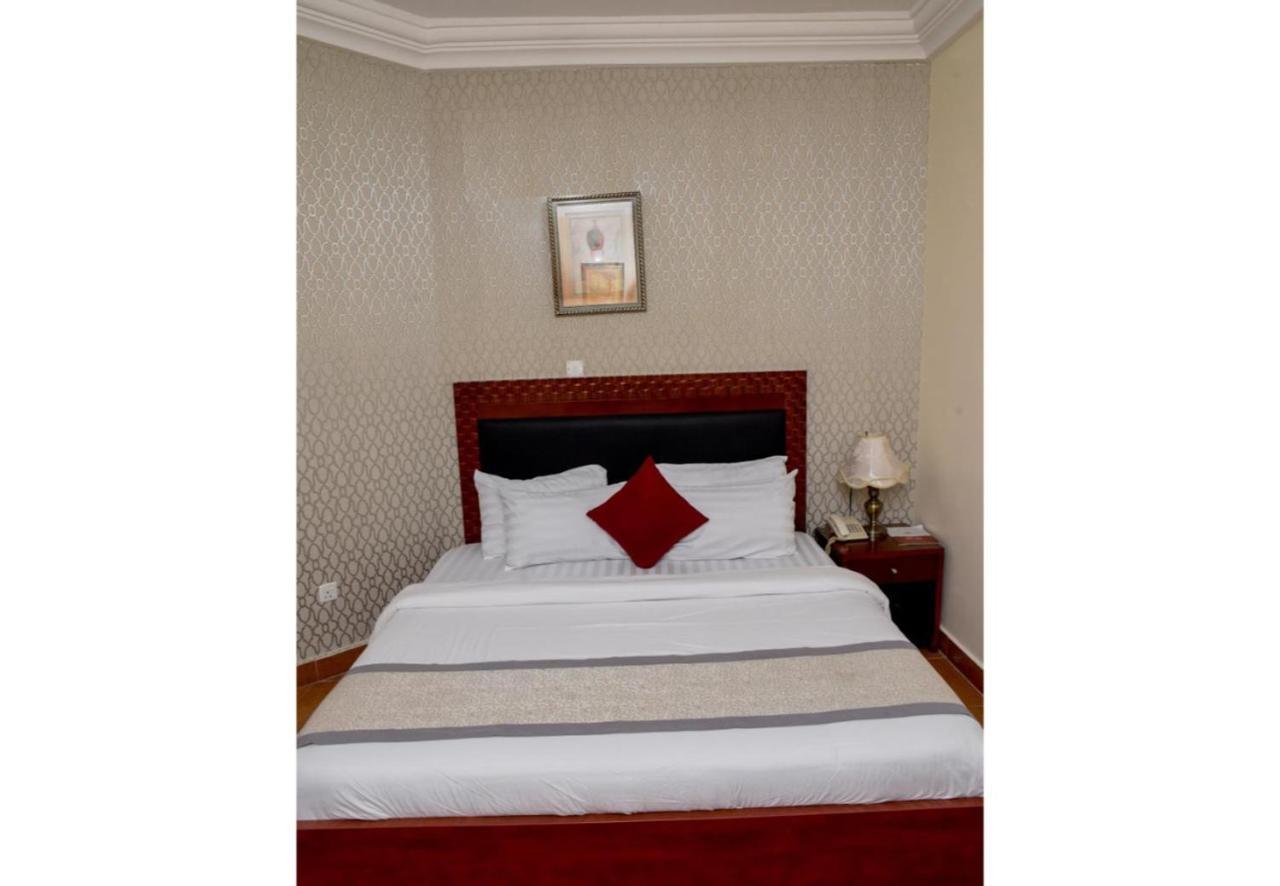 Royalton Hotels Abuja Esterno foto